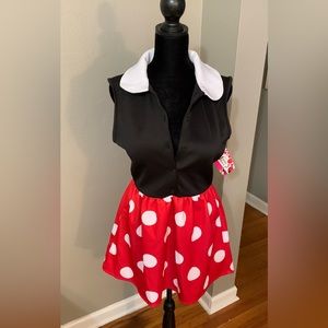 Disney Minnie mouse dress, ladies size medium. New with tags! Button front